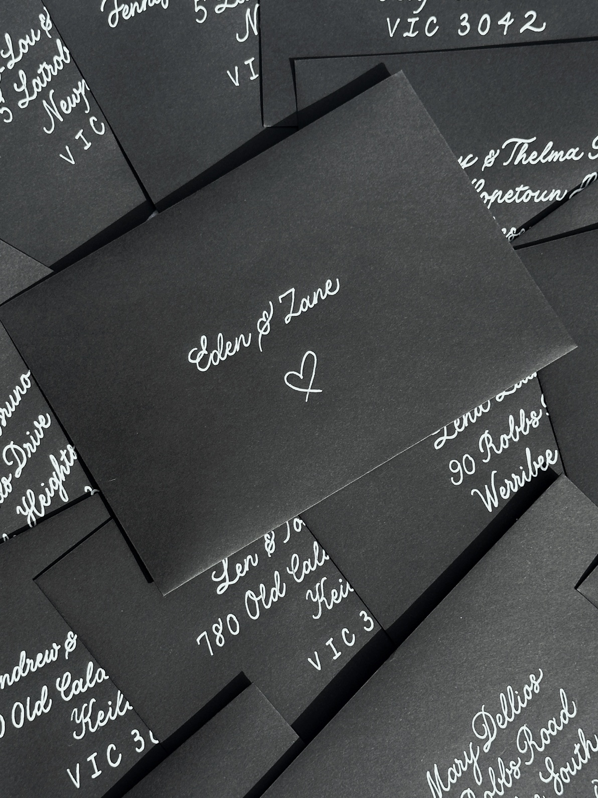 Handwritten-wedding-envelopes